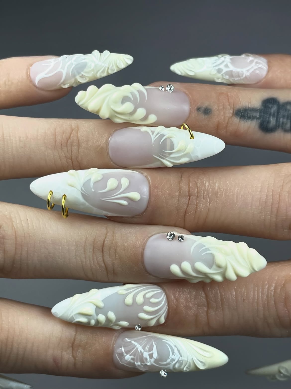 3D Sculpted Ivory Stiletto Gold Ring Press On Nails