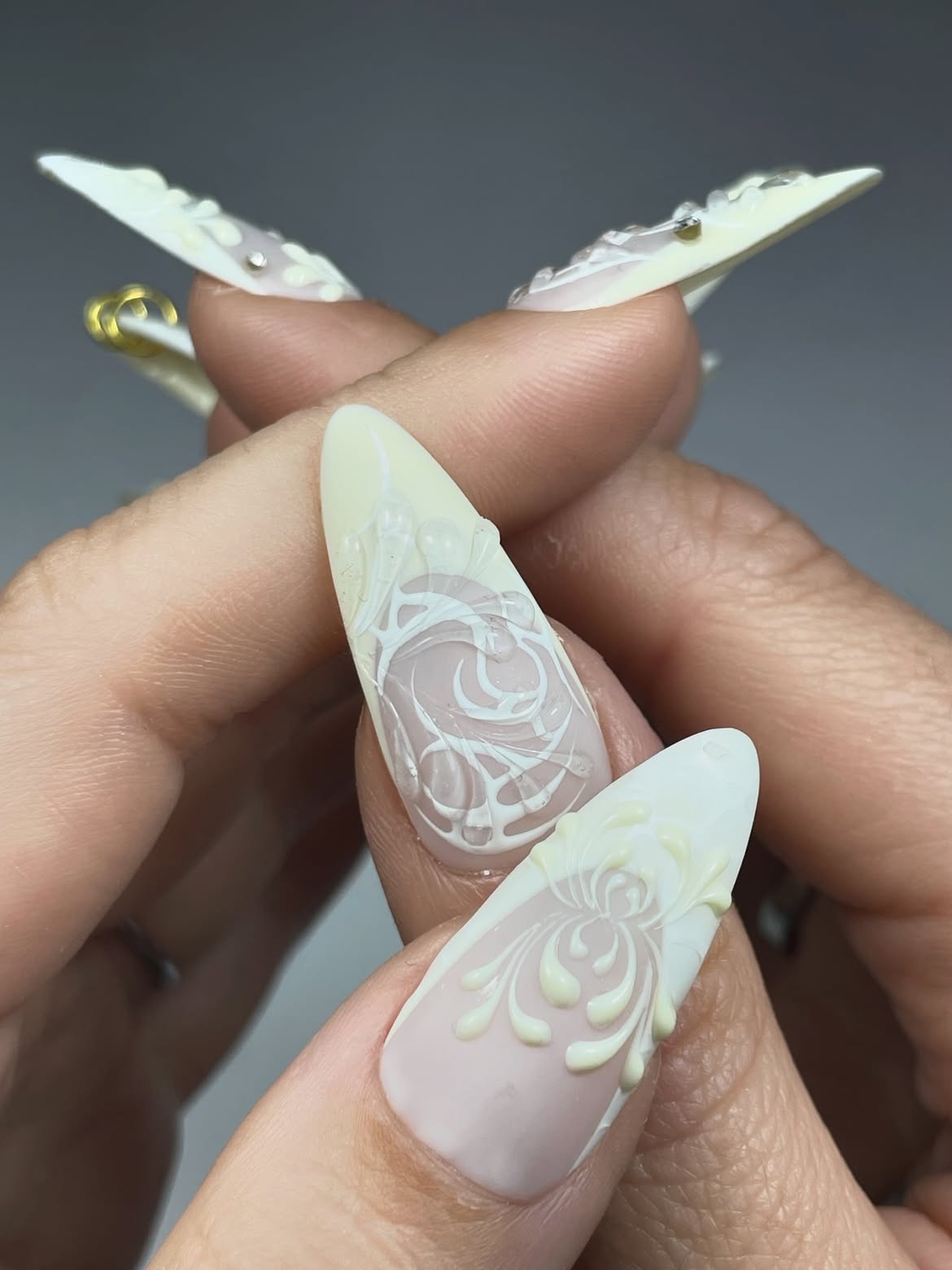 3D Sculpted Ivory Stiletto Gold Ring Press On Nails