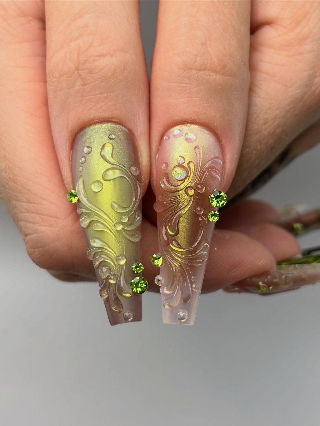 Olive Gold Baroque Sculpted Chrome Press On Nails