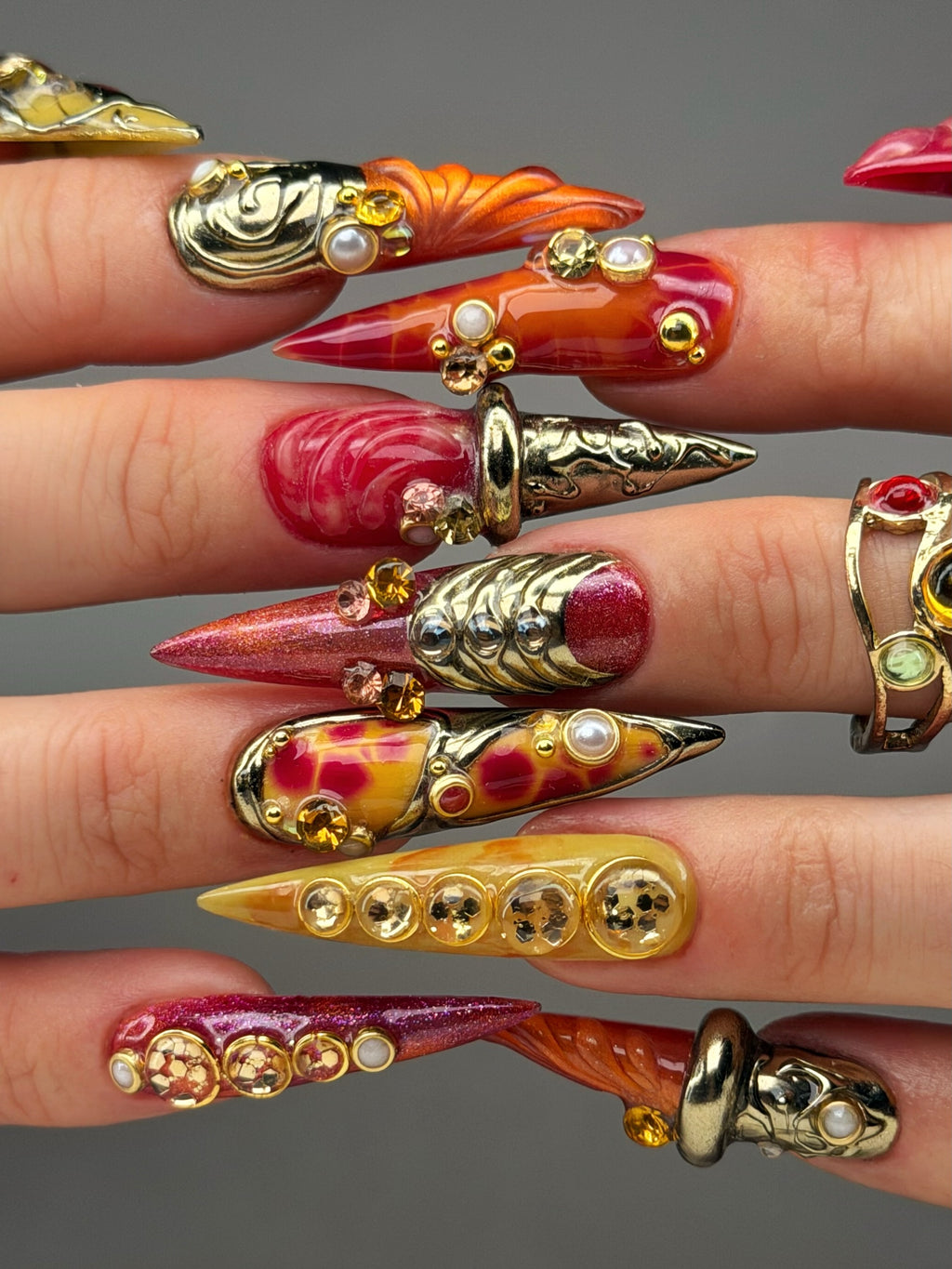Royal Ruby Gold Baroque Sculpted Press On Nails