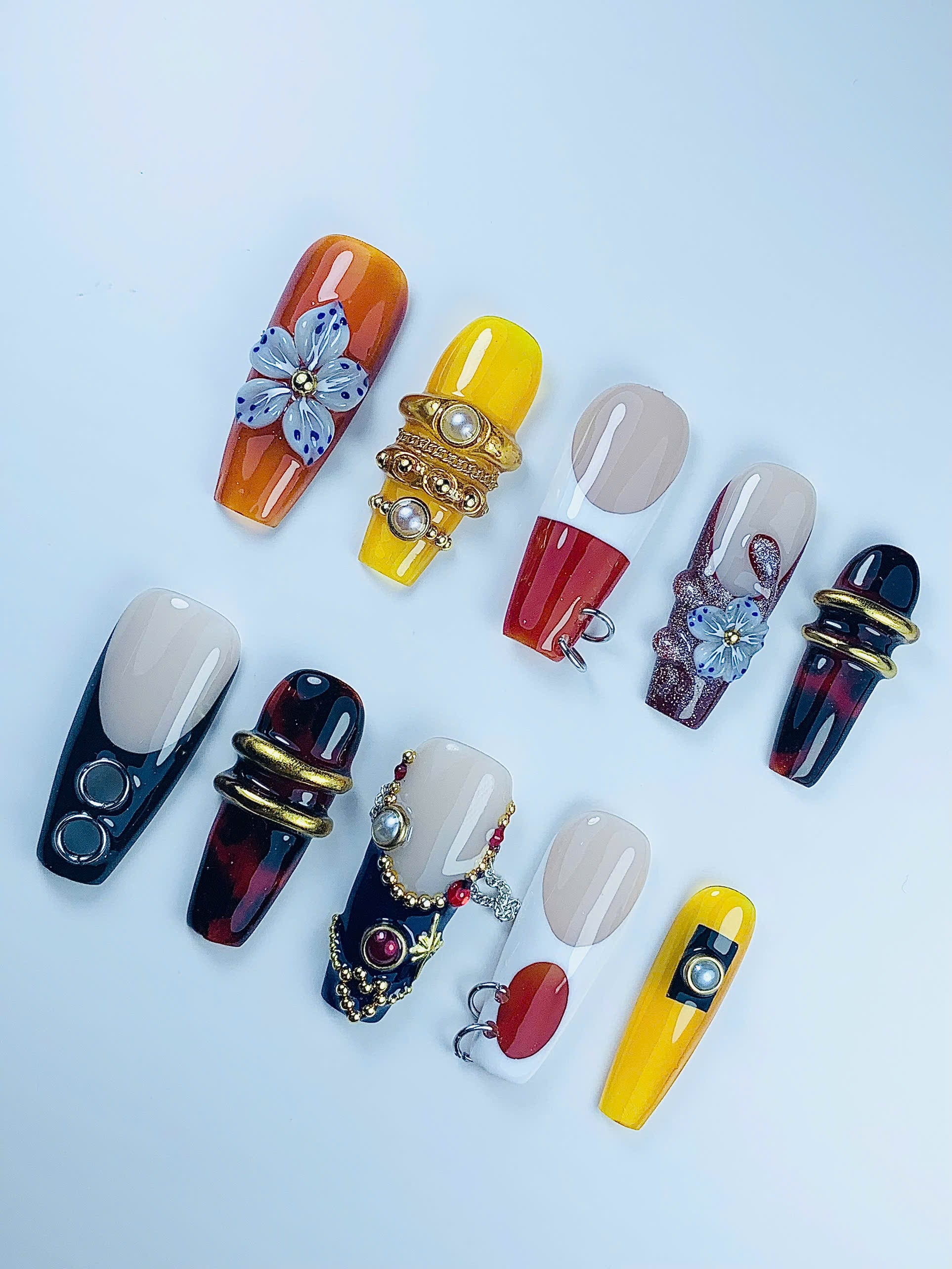 Retro Jewelry Inspired Handmade Press On Nail Set